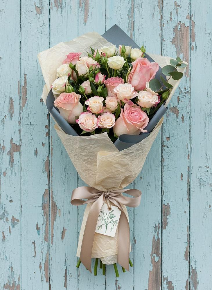 Букет цветов из: Розы в Кировский Приморского края