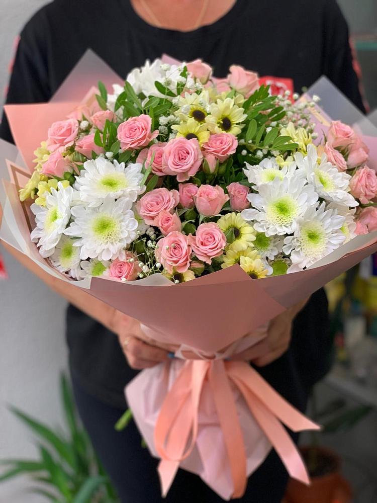 Букет цветов из: Розы и Хризантемы в Кировский Приморского края