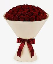 Букет 101 Бордовая роза Блэк Бакарра в Кировский Приморского края