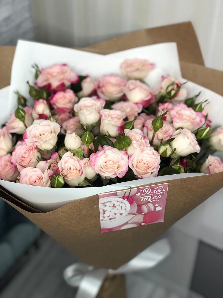 Букет цветов из: Розы в Кировский Приморского края