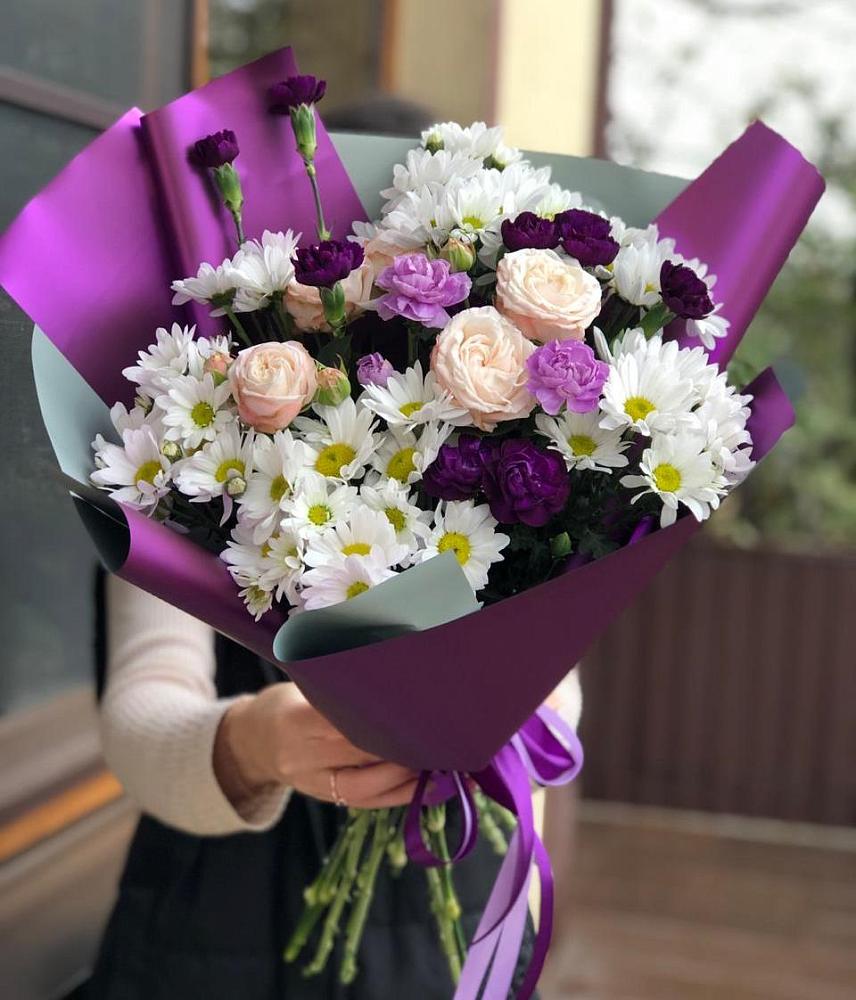 Букет цветов из: Хризантемы, Гвоздики и Розы в Кировский Приморского края