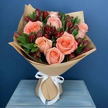Букет цветов из:  Розы и Альстромерии в Кировский Приморского края