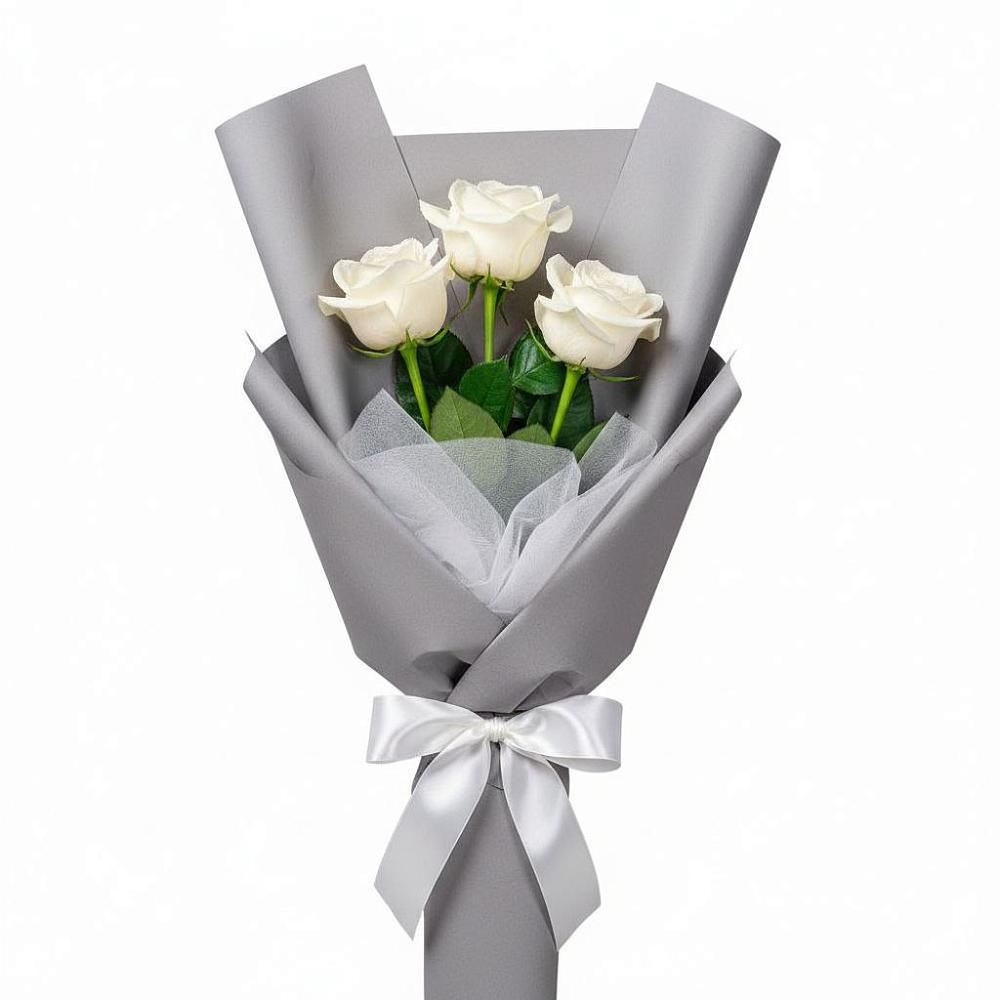 Букет 3 белые розы в Кировский Приморского края