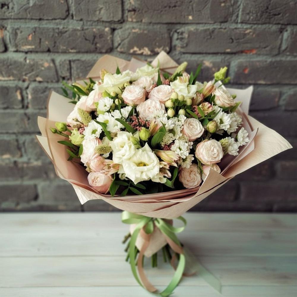Букет цветов из: Альстромерии, Розы и Хризантемы в Кировский Приморского края