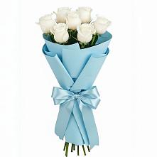 Букет 7 белых роз Проуд в Кировский Приморского края