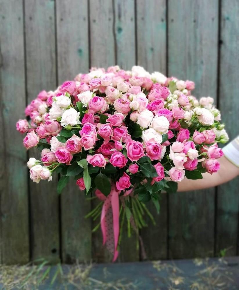 Букет Розовые кустовые розы Натали и Лав Лидия в Кировский Приморского края