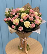 Букет цветов из:  Розы в Кировский Приморского края