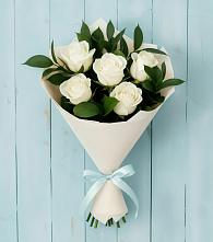 Букет цветов из:  Розы в Кировский Приморского края