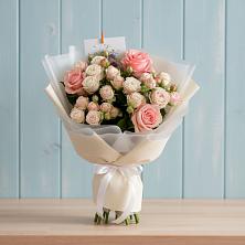 Букет цветов из:  Розы в Кировский Приморского края