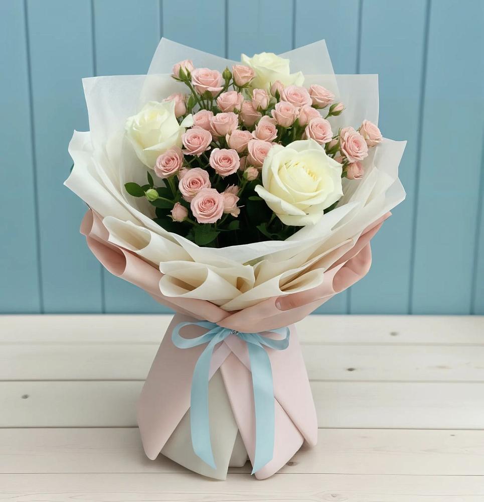 Букет цветов из: Розы в Кировский Приморского края