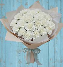 Букет цветов из:  Гвоздики в Кировский Приморского края