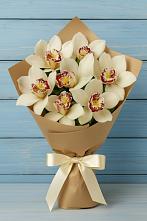 Букет цветов из:  Орхидеи и Розы в Кировский Приморского края