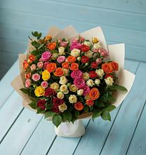 Букет Микс из разноцветных кустовых роз в Кировский Приморского края